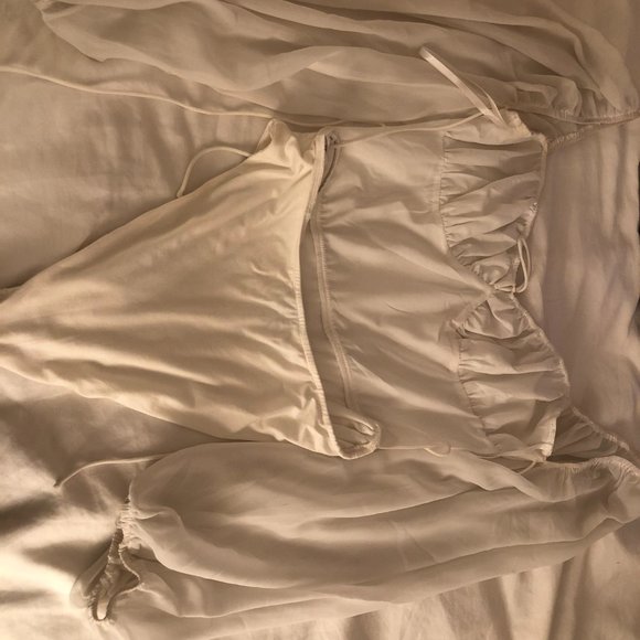 Sorrell Bodysuit in white, size medium. - Picture 2 of 3